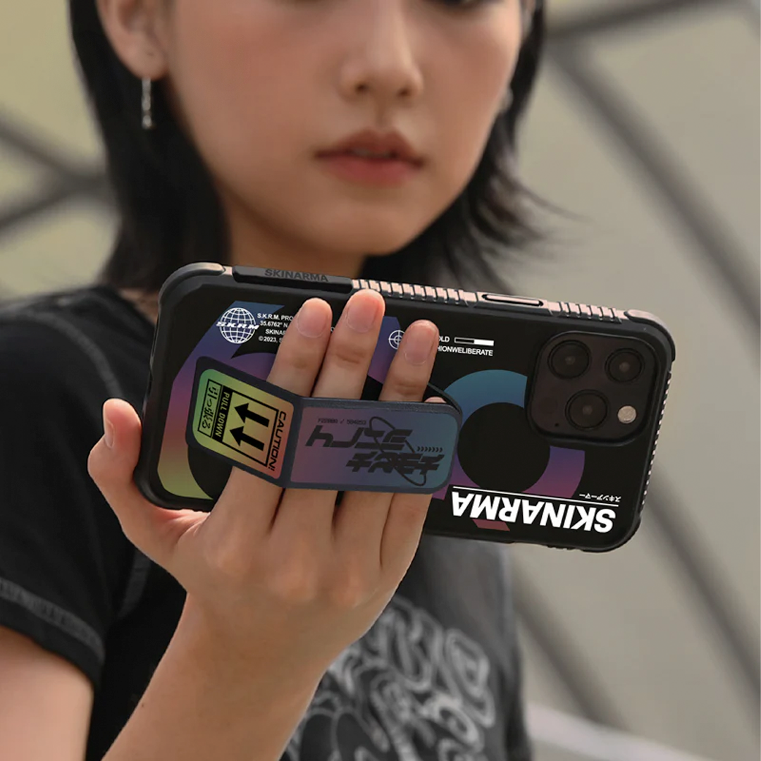SkinArma iPhone 14 Pro Bango Leather Case With Extendable Grip SkinArma iPhone 14 Pro Bango Leather Case With Extendable Grip